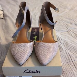Clarks leather heels